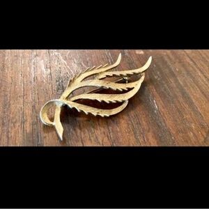 Vintage Sarah Cov Canada Signed Brooch,Sarah Coventry Jewelry, Brooch